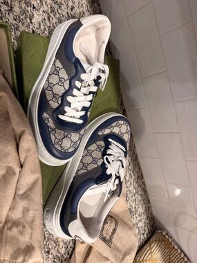 Gucci Navy, White & Gray GG Canvas Low-Top Sneakers